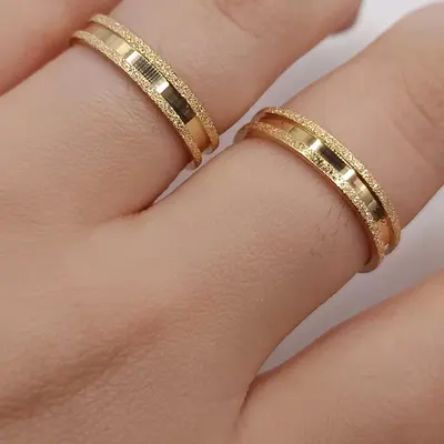 Argollas N-2 · Satinado con acabado azucarado — par de argollas de matrimonio, modelo A-03-2 — Joyería y Hechuras Rivera