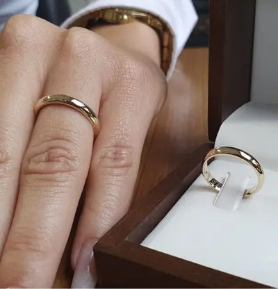 Argollas #52 · De enamorados — par de argollas de matrimonio, modelo A-23-2 — Joyería y Hechuras Rivera